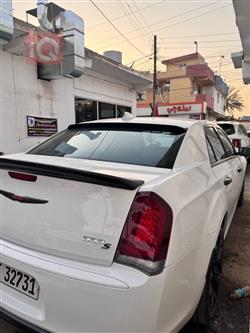 كرايسلر 300